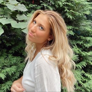 Meet your Posher, Jessica